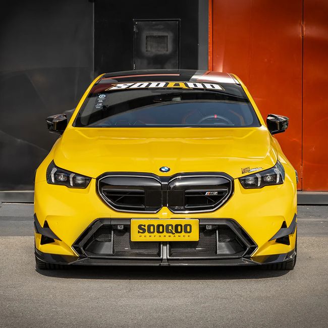 Prednji lip SOOQOO BMW M5 G90 Carbon